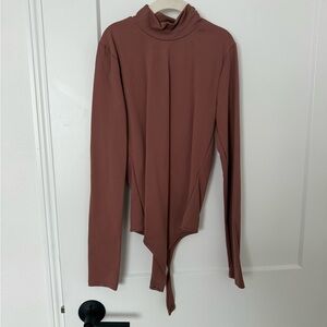 Abercrombie & Fitch Dusty Rose Bodysuit